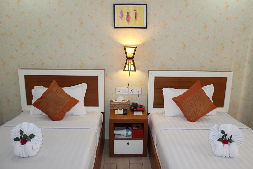 Hotel Kan Kaw Rangoon Værelse billede
